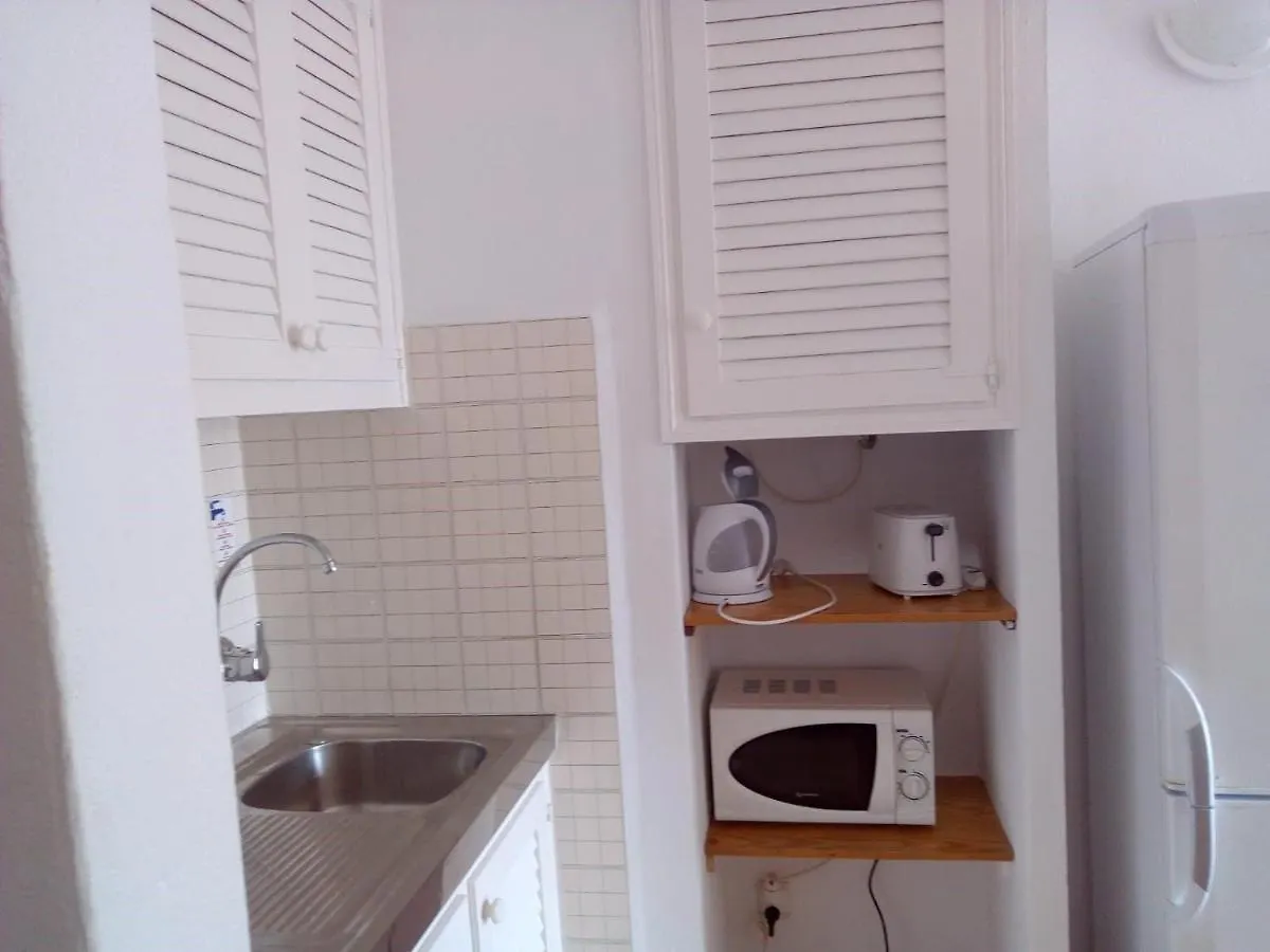 Apartamentos Sol Isla Arenal d'en Castell 0*,  Spain